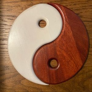 Yin and Yang cheese board set